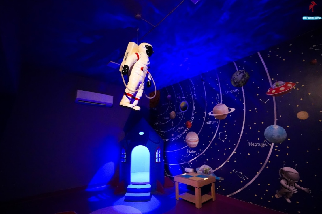 An immersive space-themed learning corner at Skill Stork ELC